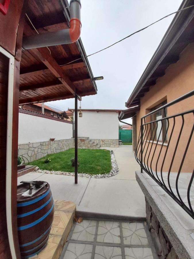 Guest Rooms Ider 사파레바바냐 외부 사진