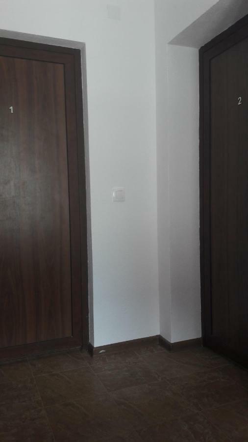 Guest Rooms Ider 사파레바바냐 외부 사진