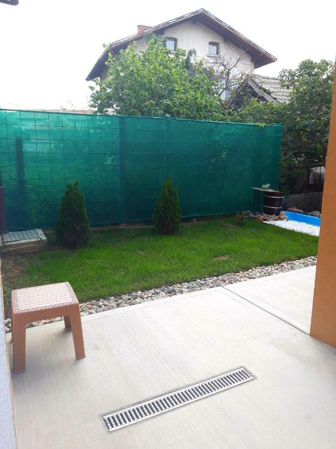 Guest Rooms Ider 사파레바바냐 외부 사진