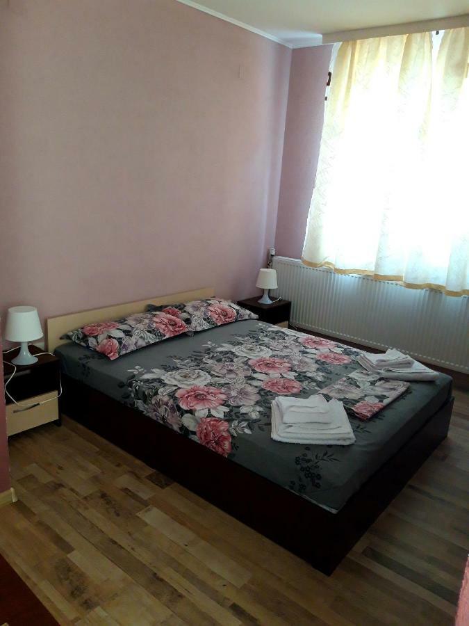Guest Rooms Ider 사파레바바냐 외부 사진