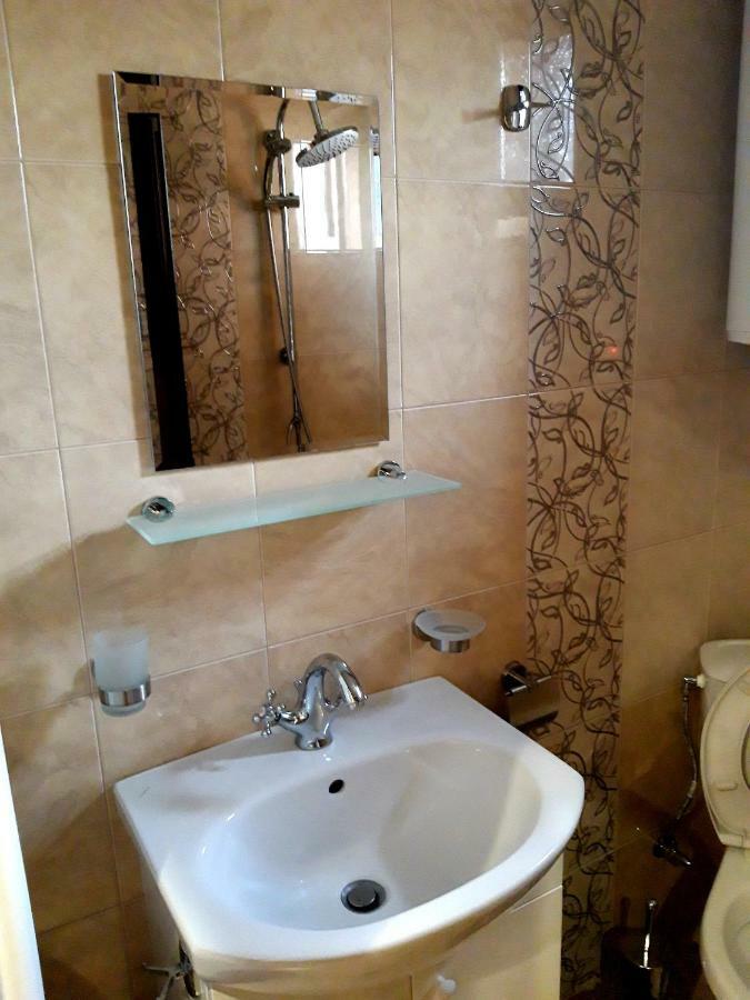 Guest Rooms Ider 사파레바바냐 외부 사진