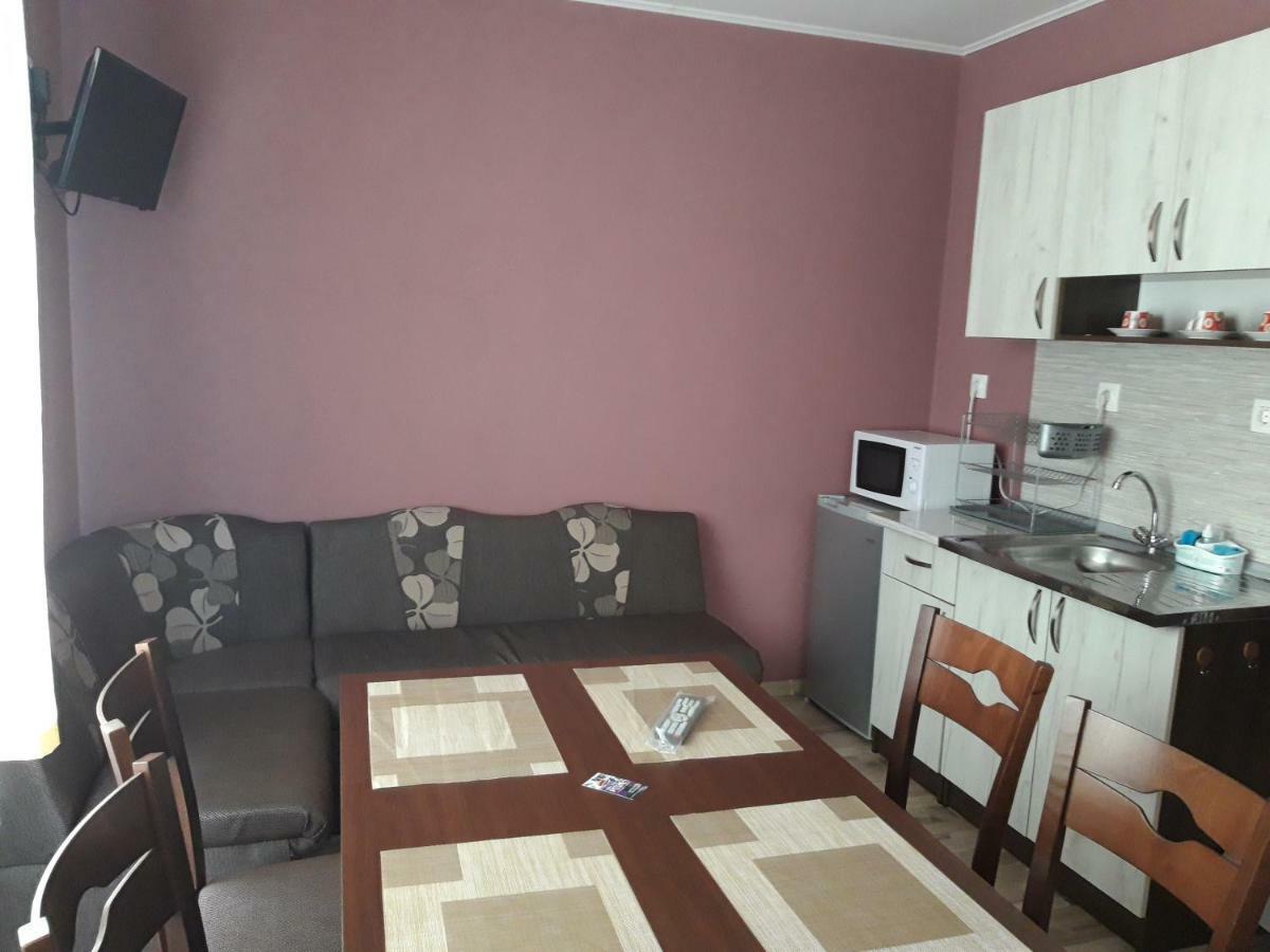 Guest Rooms Ider 사파레바바냐 외부 사진
