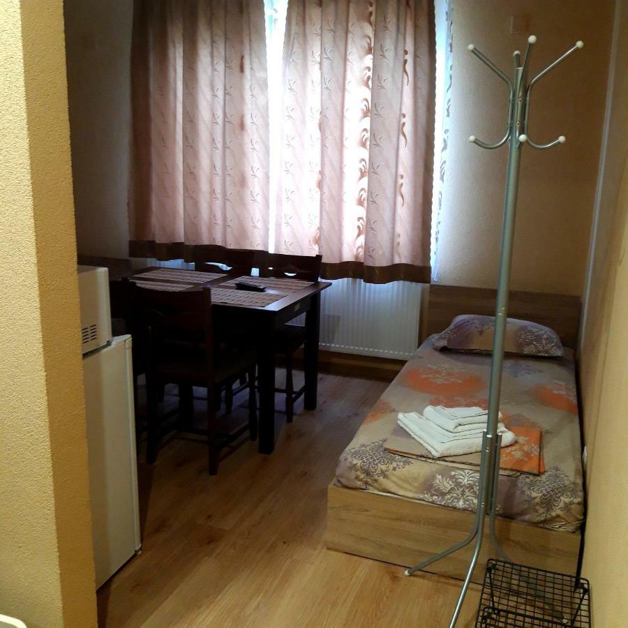 Guest Rooms Ider 사파레바바냐 외부 사진